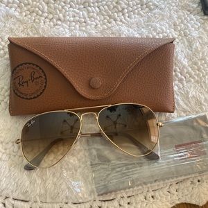 Ray-Ban Aviator Women’s Sunglasses